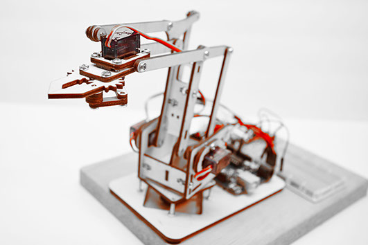 ArmUno 2.0 Robotic Arm DIY Kit MeArm and Arduino Compatible MeCon App Soft Jaws 